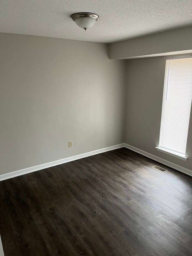 Foto del edificio - 294 Cambo Dr Hoover, AL 35226