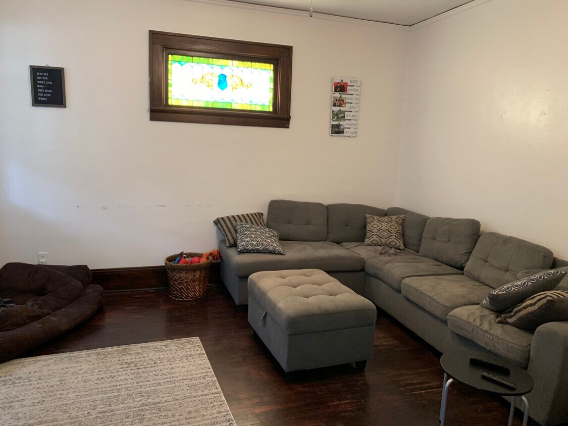 Foto principal - 1211 S 71st St