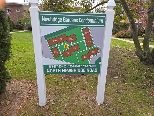 Foto del edificio - 267 N Newbridge Rd