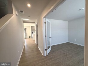 Building Photo - 36 Patterson Rd