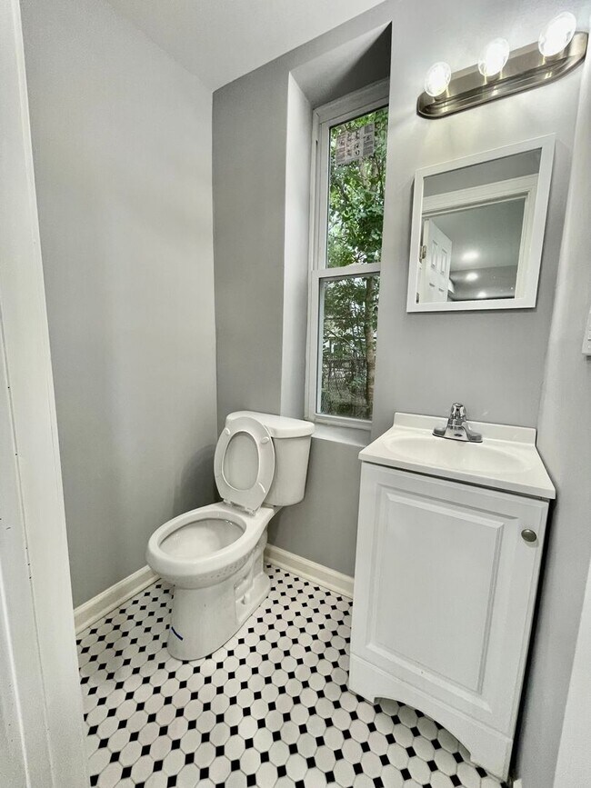 Building Photo - Anika Homes 3 Bedroom