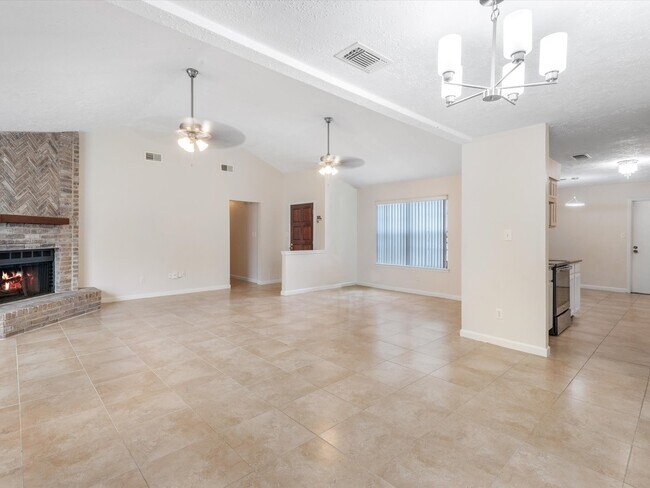 Foto del edificio - 13515 Wimbledon Oaks Dr