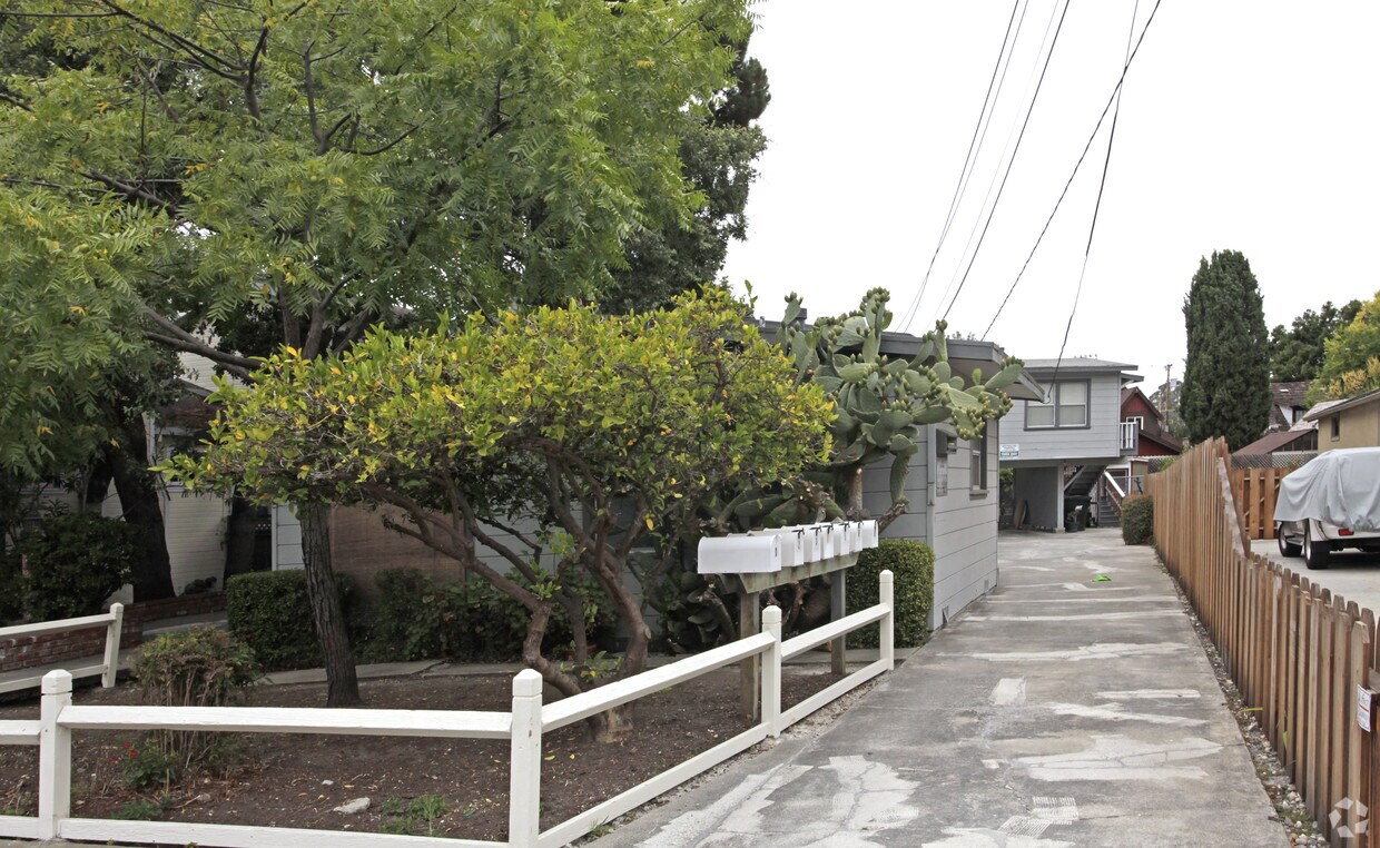 Foto del edificio - 180 Harrison Ave