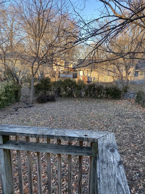 Foto del edificio - 1508 E Leona St