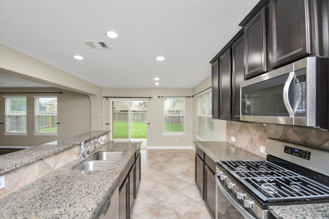 Foto del edificio - 9970 Morgan Creek Ln