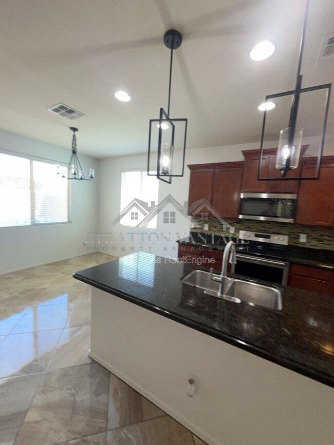 Foto del edificio - 7311 N 90th Ave