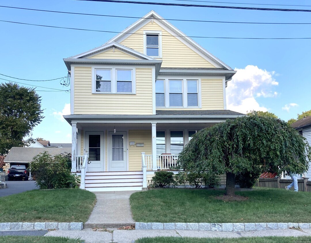 Primary Photo - 41 Town Hill Ave