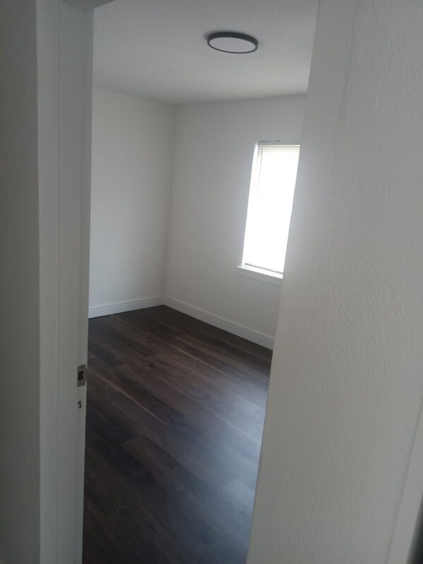 Foto del edificio - 2111 Mara Ct