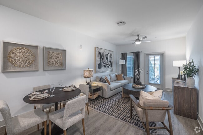 Interior Photo - Arcadia at Carolina Forest