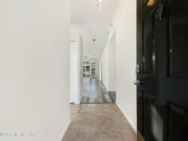 Foto del edificio - 3345 Millcrest Dr