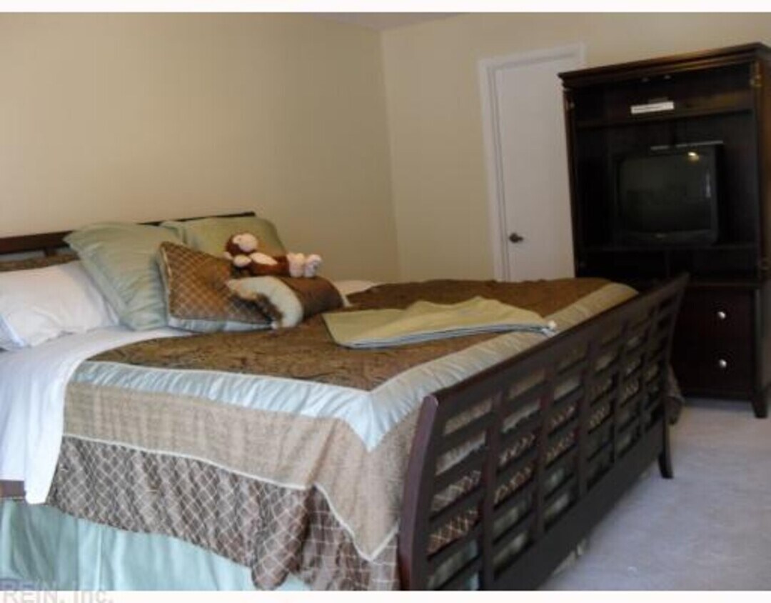 Foto del edificio - 8530 Tidewater Dr #308