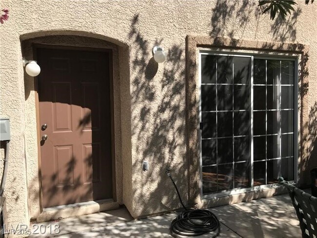 Foto del edificio - 1640 Aspen Meadows Dr