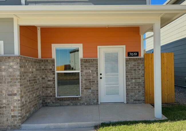 Foto del edificio - Tour Today at The Villas of Pennbrooke!