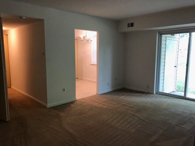 Building Photo - 605 Nolan Ave