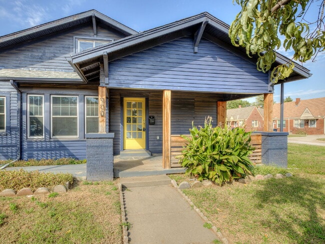 Foto del edificio - Beautifully Updated Bungalow!
