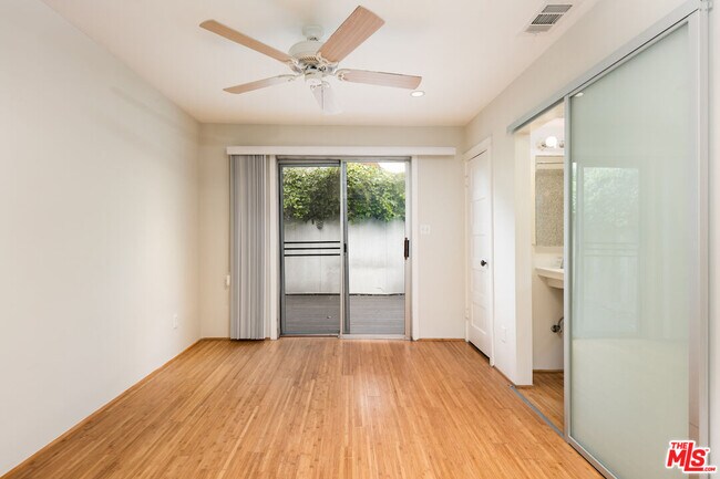 Building Photo - 1612 Linden Ave