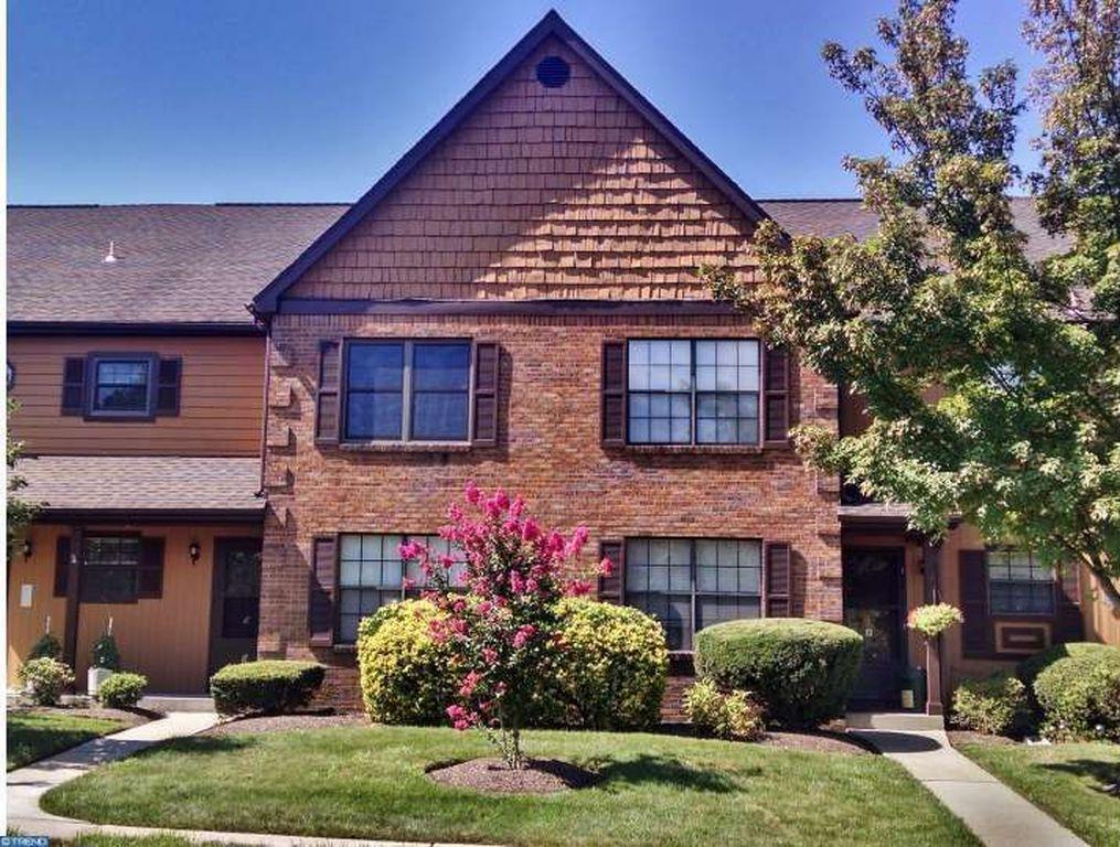 14 Barclay Ct Unit 14, Trenton, NJ 08648 Condo for Rent in Trenton