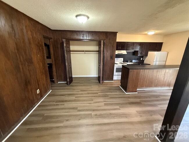 Building Photo - 810 10th St Blvd NW