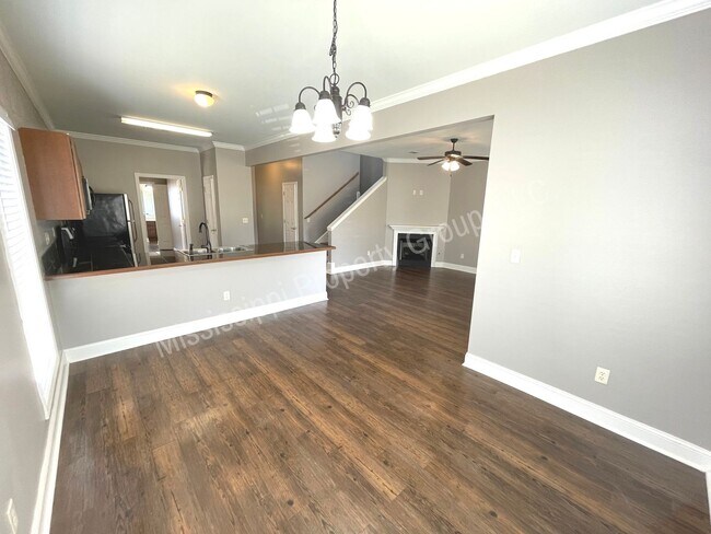 Foto del edificio - 3BR/2.5BA Home For Rent