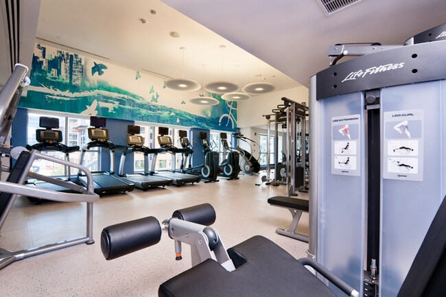 Foto del edificio - 1575 Harbor Blvd