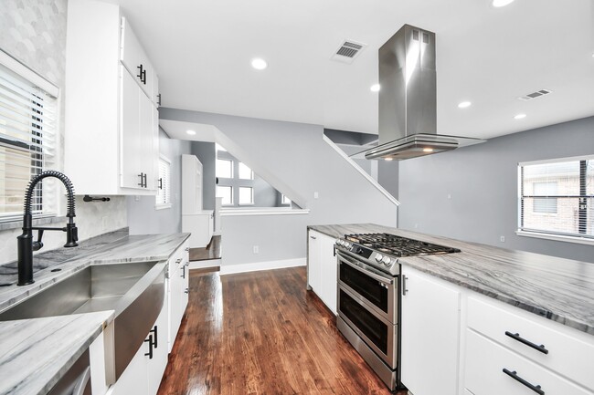 Foto del edificio - 5710 Cornish St