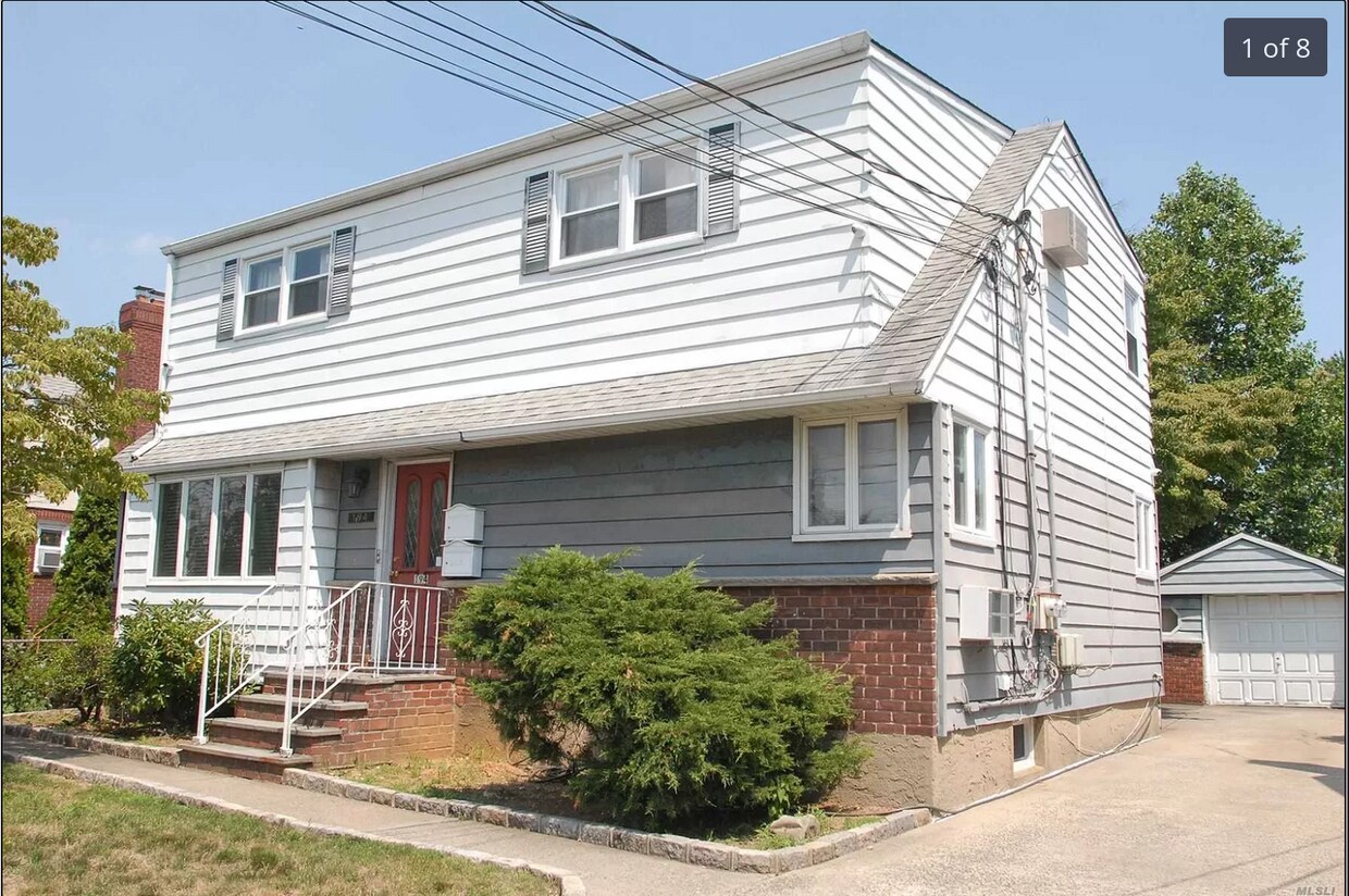 194 Covert Ave Unit 2, Floral Park, NY 11001 Apartments in Floral