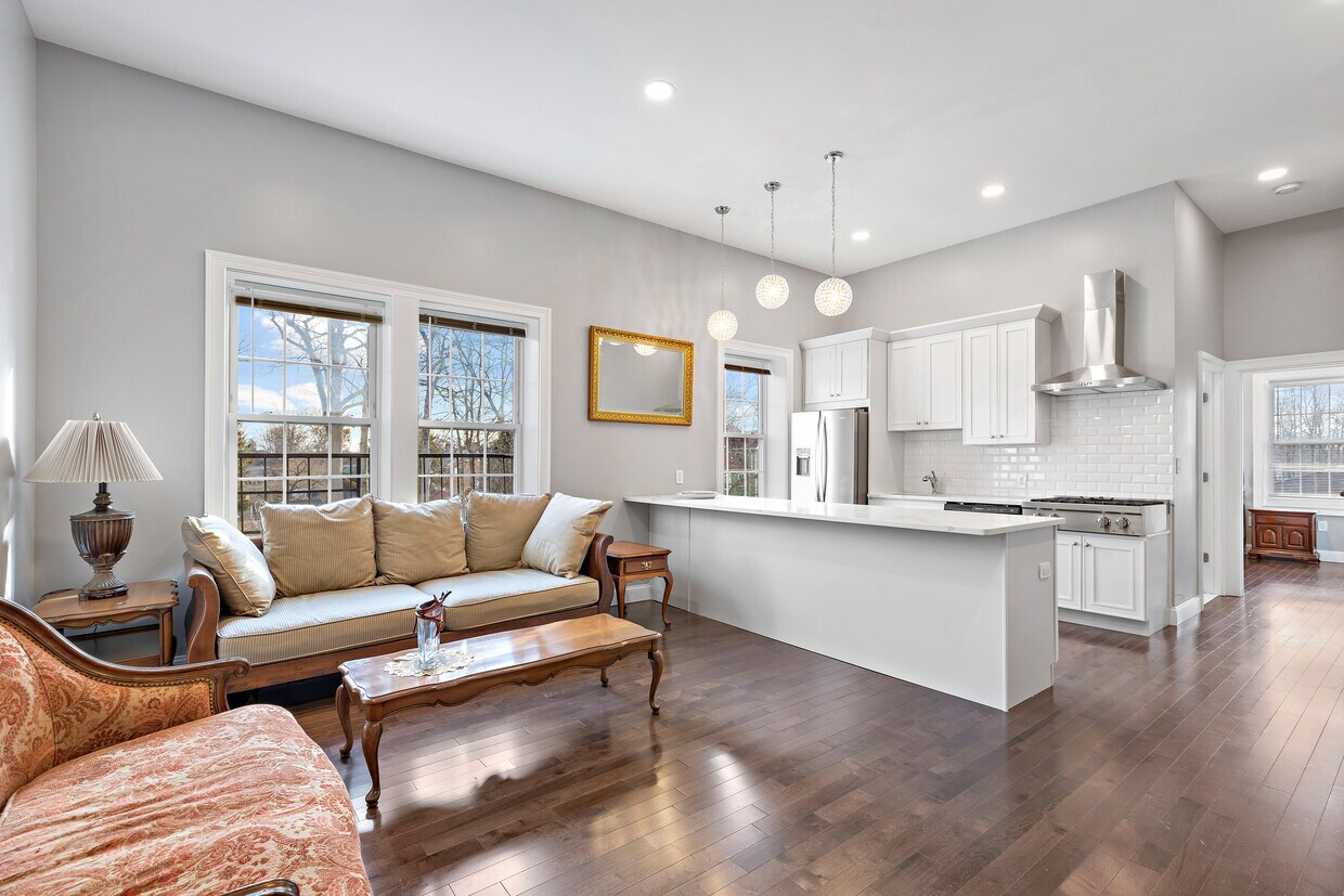 20 W Holly St Apartments in Cranford, NJ