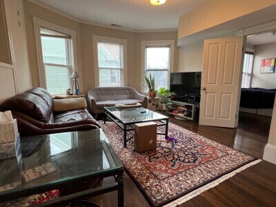 Primary Photo - 26 Willow Ave