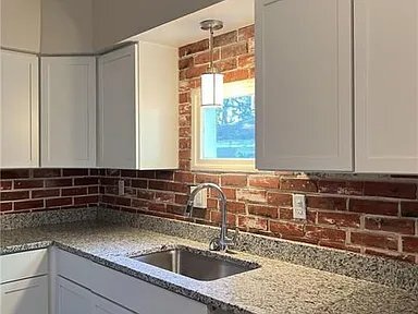 Foto del edificio - 1405 Columbia Ave