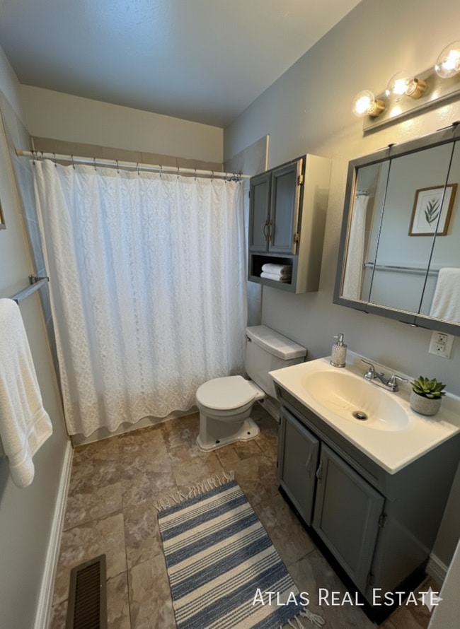 Foto del edificio - 2509 Wood Ave