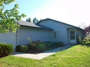 Building Photo - 9933 Tessa Way