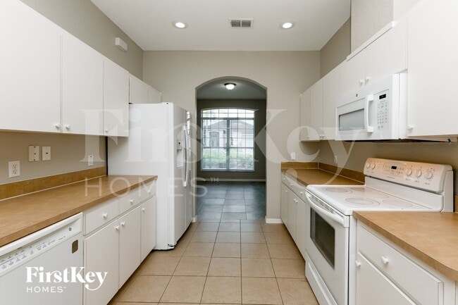 Building Photo - 2754 Berkford Cir