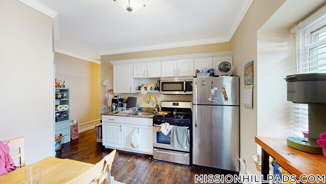 Foto del edificio - 712 Shawmut Ave