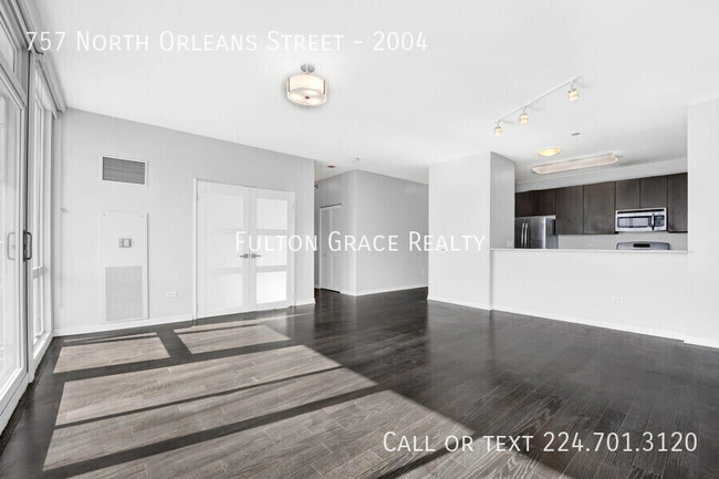 Foto del edificio - 2  Bed  1.5  Bath  River North