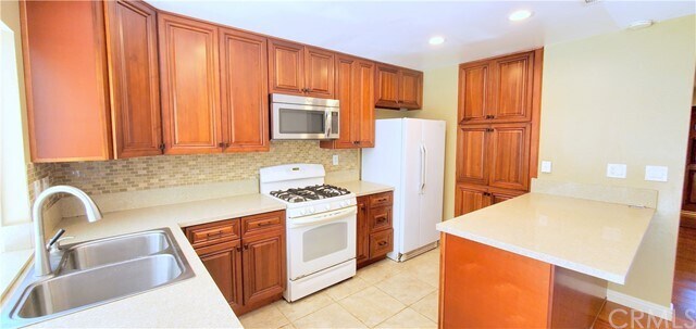 Foto del edificio - 410 N Prospectors Rd