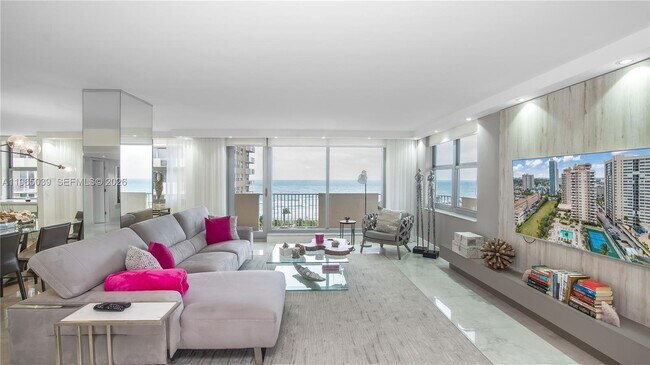 Building Photo - 1920 S Ocean Dr