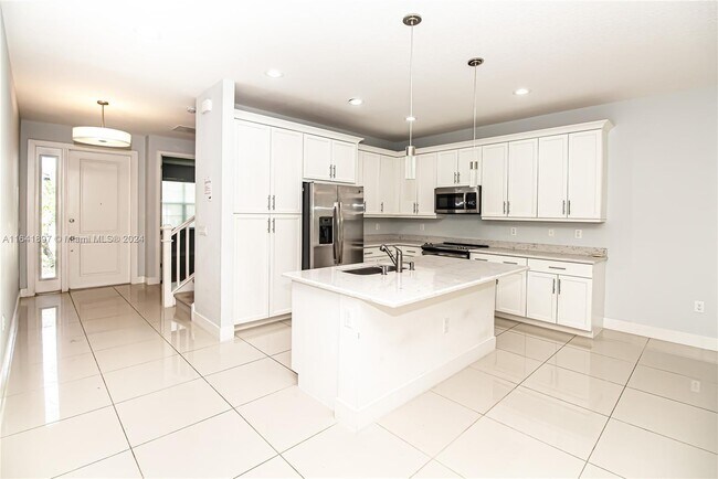 Foto del edificio - 15400 Destiny Dr