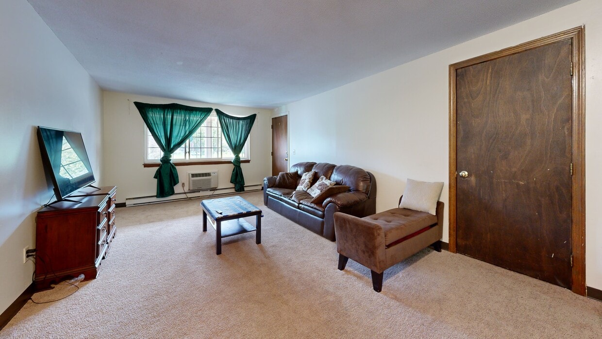 Photo - Lantern Court Apartments
