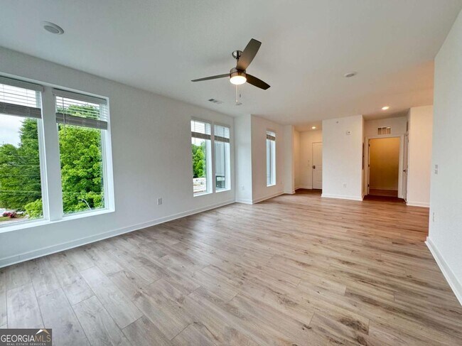Building Photo - 371 Grant Cir SE