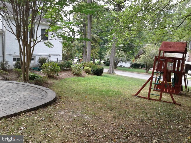 Foto del edificio - 6354 Carolyn Dr