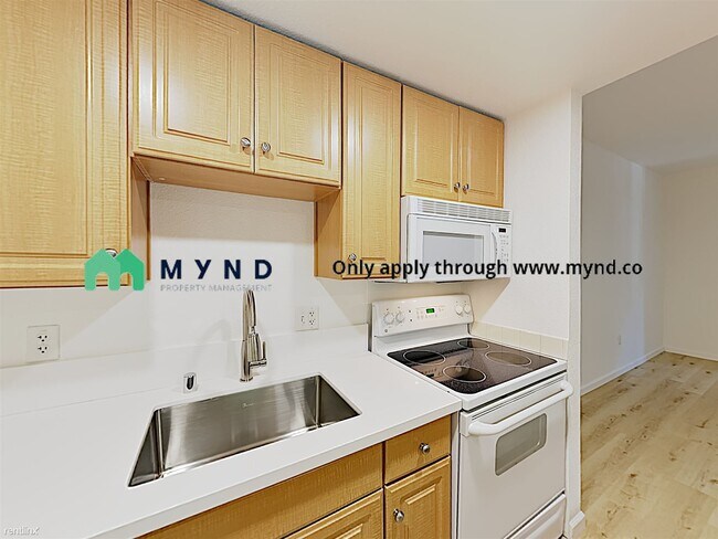 Building Photo - 2 br, 2.5 bath  - 1033 S St Apt 6 Apt 6