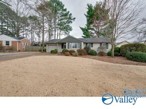 Building Photo - 6521 Chadwell Rd SW