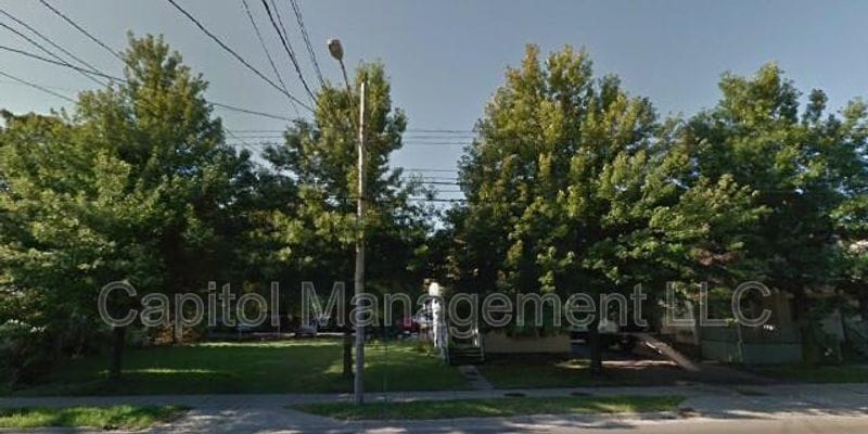 Photo - 319 West Saginaw Street