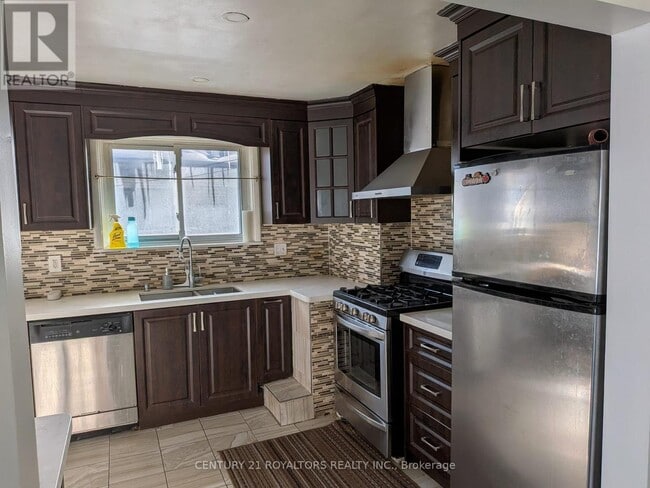 Building Photo - 50 Marbury Crescent