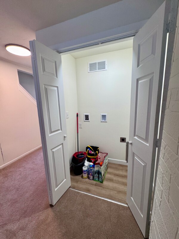 Foto del edificio - 229 S Nicholas St