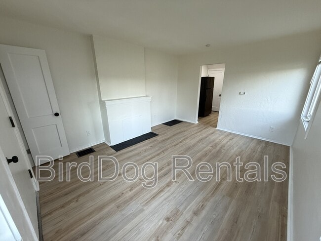 Building Photo - 710-712 Frebis Avenue - 712