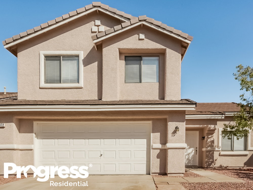 Primary Photo - 1072 Las Palmas Entrada Ave
