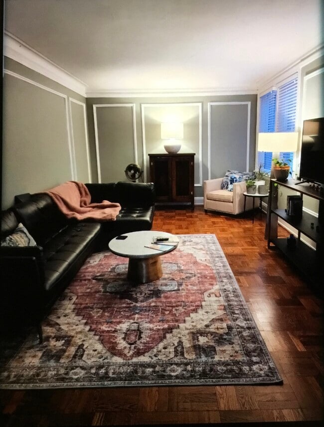 Living room - 7525 Buckingham Dr