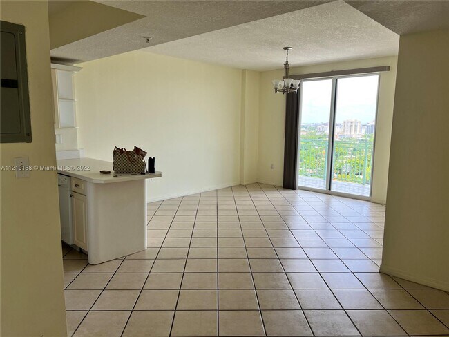 Building Photo - 3500 Coral Way