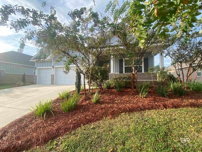 Foto del edificio - 9102 Diamante Blvd